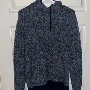 Cute Blue/navy sweater!